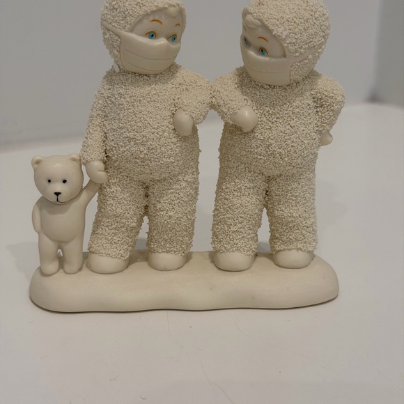 Department 56 Snowbabies “Kindness Looks Good On You” Figurine w/ Box - Picture 6 of 7